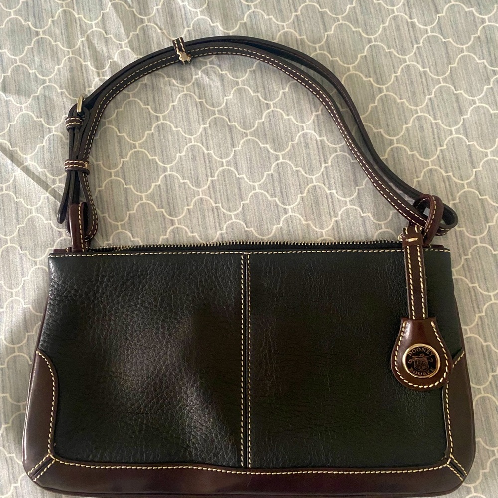 Vintage Dooney & Bourke Leather shoulder bag